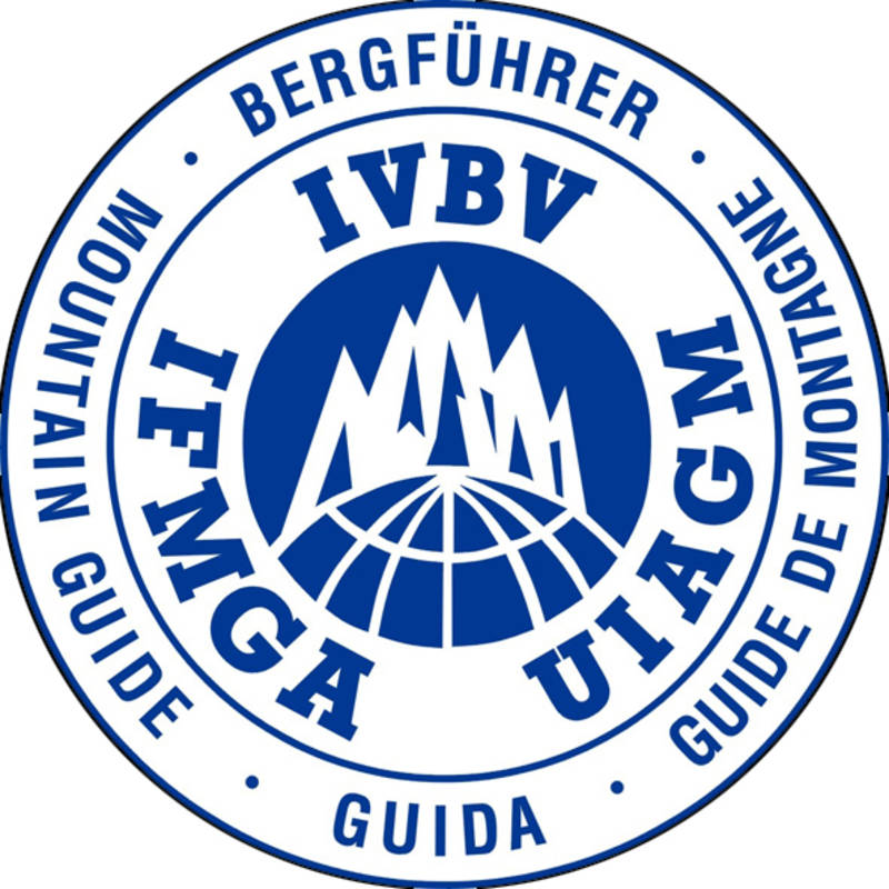 Uiagm logo 2